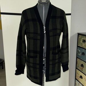 Fashion Brand Black and Forest Green Patch Pocket Cardigan